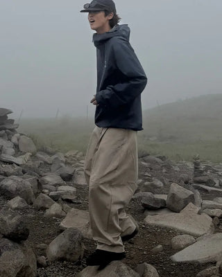 One-tuck cotton pants