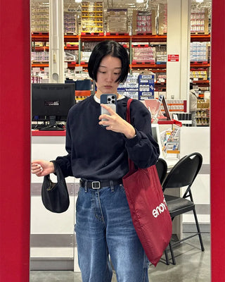 Stitched raglan sweatshirt