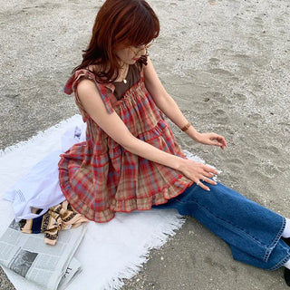Checked sleeveless blouse