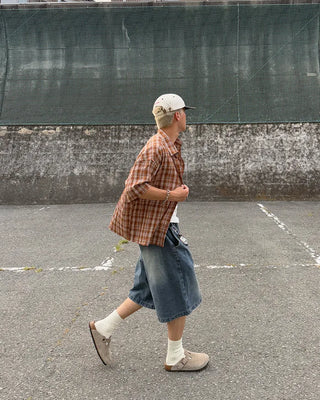 Washed Bermuda denim pants