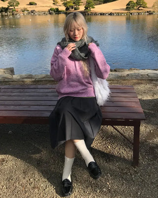V-neck oversized knit