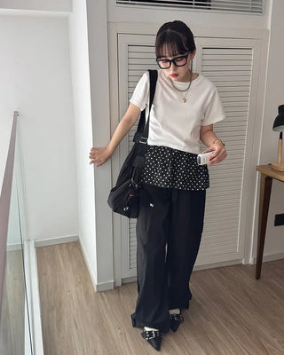 Cropped half-sleeve T-shirt