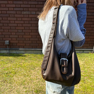 Vintage belt shoulder bag