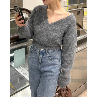 Wrap V-neck knit
