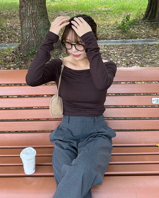 Off-shoulder slim-fit long t-shirt