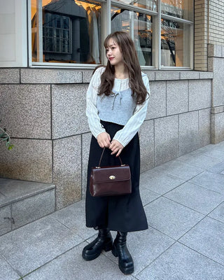 (Set) Punching Lace Tie Blouse