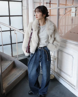 Side seam denim pants
