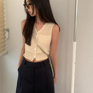 Summer knit sleeveless vest