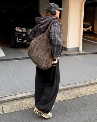 Back embroidered sweatpants