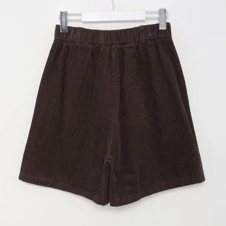 Two-pleat corduroy shorts