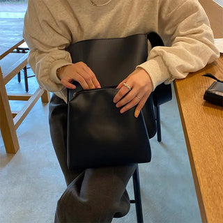 sikaku shoulder bag