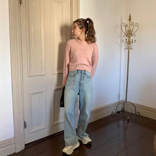 Simple cropped knit