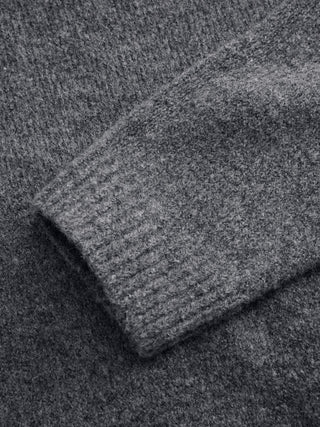 Round Neck Knitted Long Sleeve Sweater