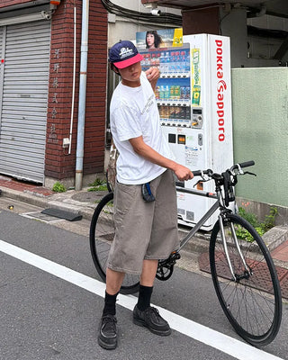 Wide side pocket shorts