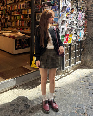 Checkered button pleated mini skirt
