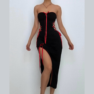 Lace up contrast irregular slit sweetheart neck midi dress