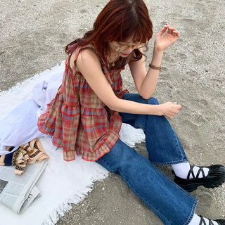 Checked sleeveless blouse