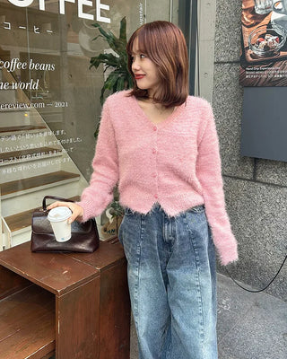 V-neck loose-fit shaggy knit