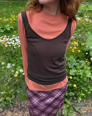 Color-layered long-sleeve T-shirt