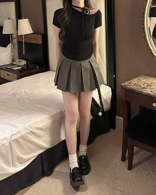 Big pleated mini skirt