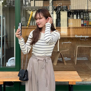 Shoulder ribbon striped knit
