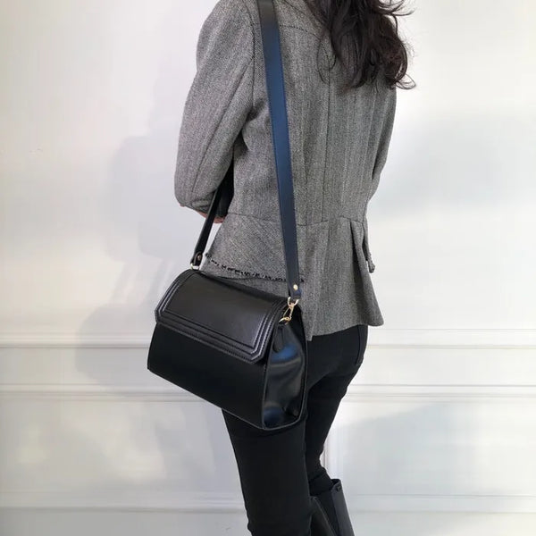 Classic trapezoid stitch cross bag (4 colors)
