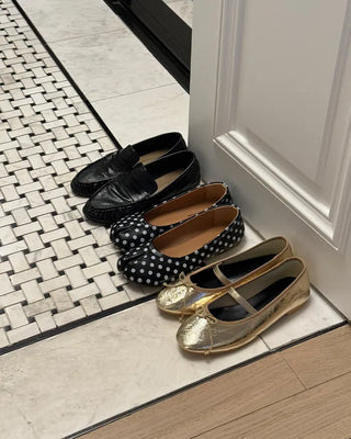 Strap ballet shoes