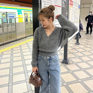 Wrap V-neck knit