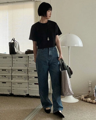 Basic semi-cropped T-shirt