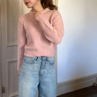 Simple cropped knit
