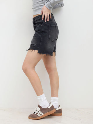 Mid-Rise Easy Short