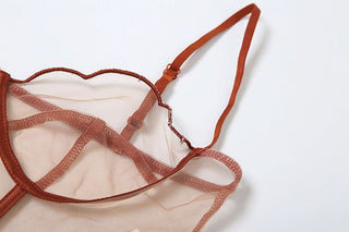 Sweetheart neck ruffle mesh cami short pant set