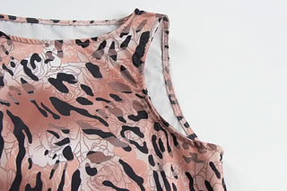 Crewneck leopard print sleeveless mini dress