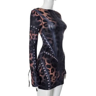 Long sleeve leopard print crewneck mini dress