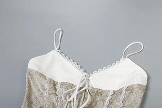 V neck lace hem self tie cami top