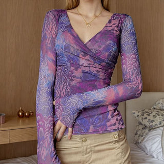 Long sleeve ruched v neck print contrast top