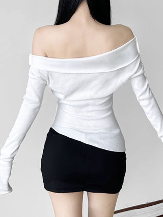 Off shoulder long sleeve flower print top