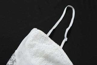 Lace hem v neck mesh backless cami top