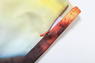 Lip print A line zip-up mini skirt