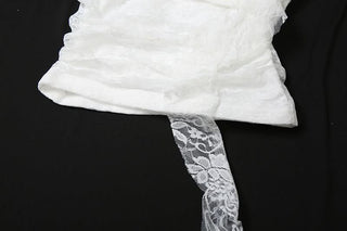 Off shoulder flower applique lace ruffle top