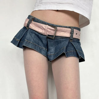 Pleated low rise denim shorts