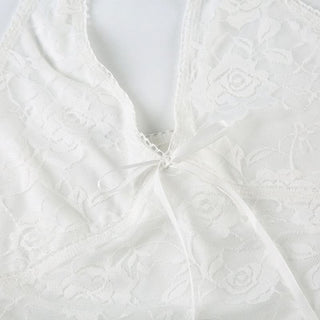 Irregular v neck self tie halter lace top