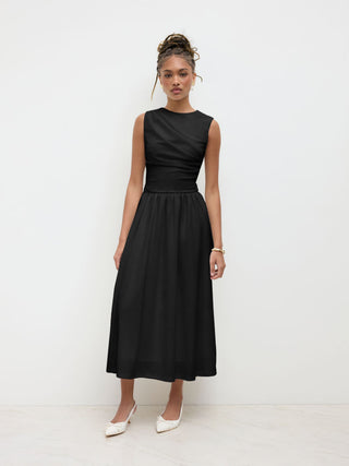 Round Neckline Ruched Maxi Dress
