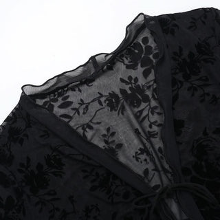 Long sleeve ruffle v neck print self tie top