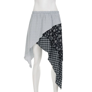 Irregular plaid flower print mini skirt