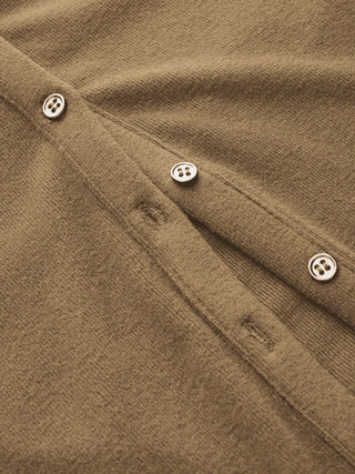 Round Neckline Solid Button Short Sleeve Top