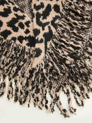 LEOPARD PRINT FRINGED SHAWL