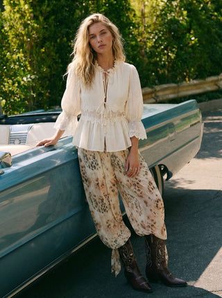 Round Neckline Lace Beaded Puff Sleeve Blouse