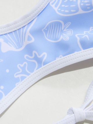 Scoop Neckline Shell & Starfish Graphic Contrast Binding Bracelet Bikini Set With Cover Up Shorts
