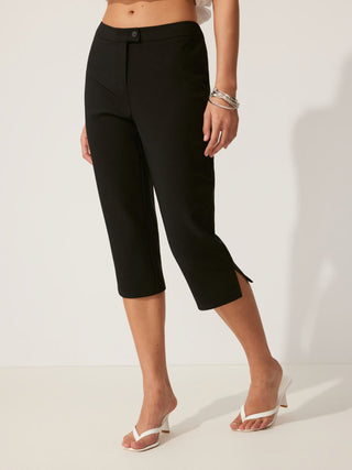 Mid Rise Solid Legging Capri Pants